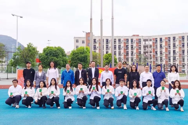 图片03.jpg
