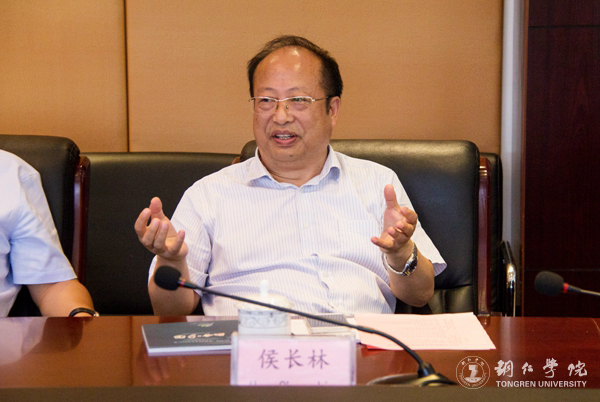 6beat365官网校长侯长林讲话.JPG